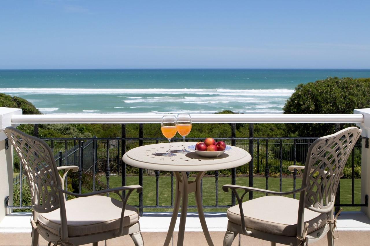 Sandals Beach Villa เฮอร์มานุส ภายนอก รูปภาพ